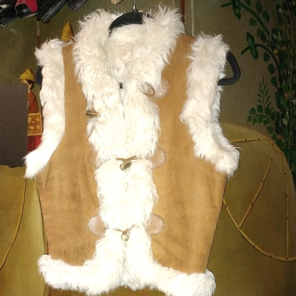 Fur Trimmed Tan Vest